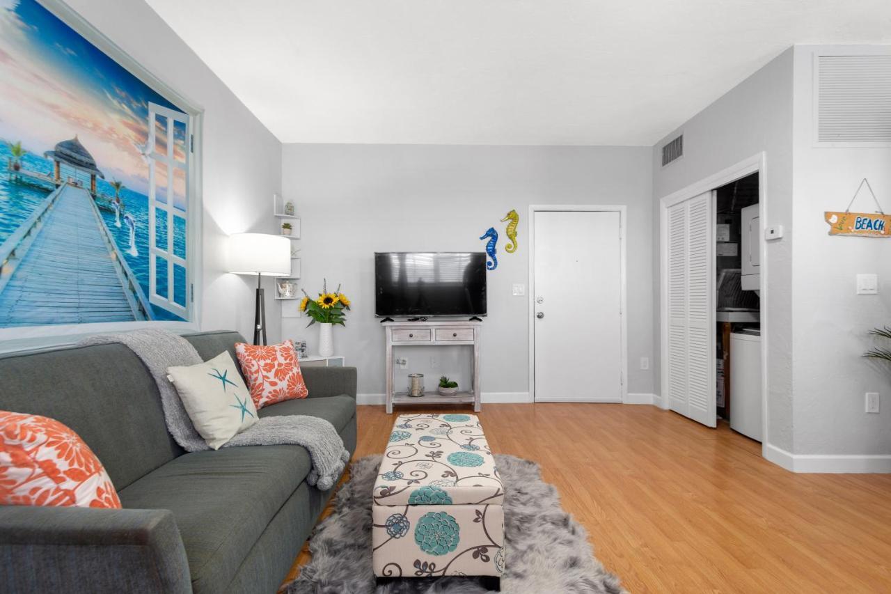 Ensuite Apt On Collins Ave Miami Beach Dış mekan fotoğraf