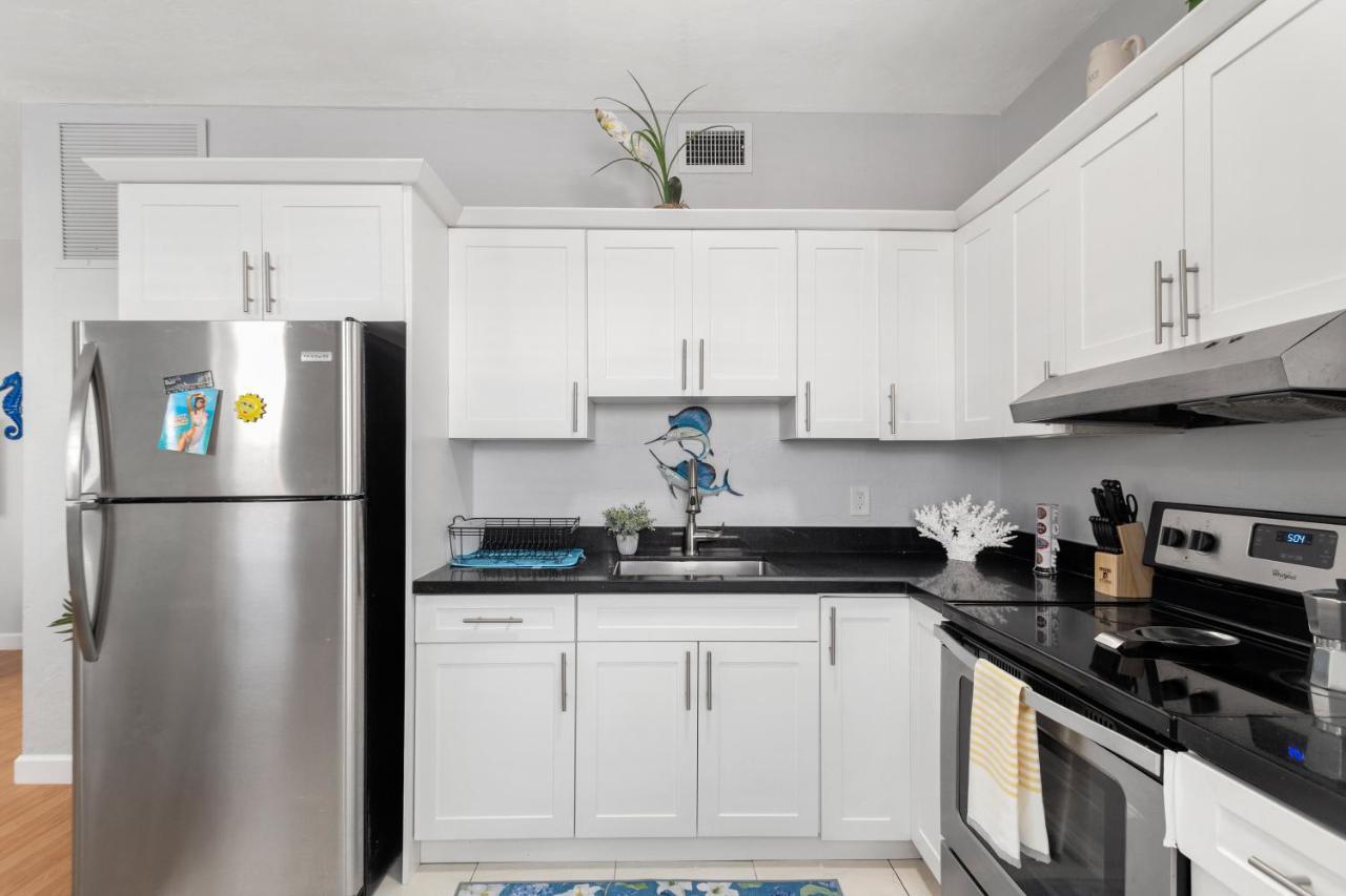 Ensuite Apt On Collins Ave Miami Beach Dış mekan fotoğraf